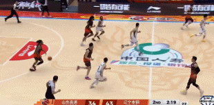 珀塞尔到底好不好用进攻现在只能指着珀塞尔，也能投进一些球，但是同时带来的是多次