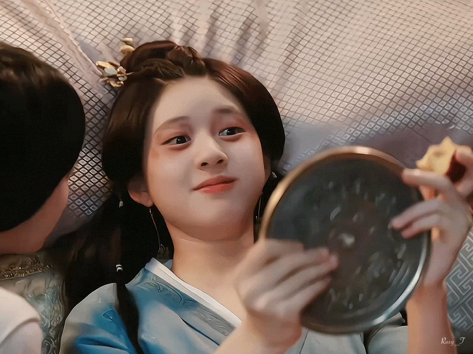 赵露思在星汉灿烂里面的演技比某🐟灵多了