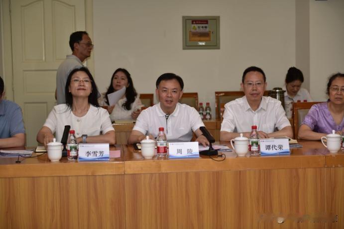四川省人民医院党委副书记周陵已任绵阳城市学院党委书记、省政府督导专员周陵，男，