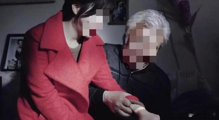湖南，男子听闻智力残疾的妻子说自己多次被同村7旬老大爷性侵，连忙报警，由于没有证