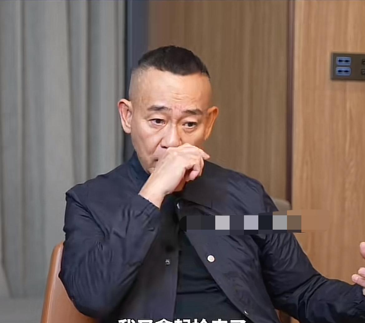 林保怡说：“这个是《刑侦12》，我又拿起枪来了，我就问我很专业的朋友，他们现在也