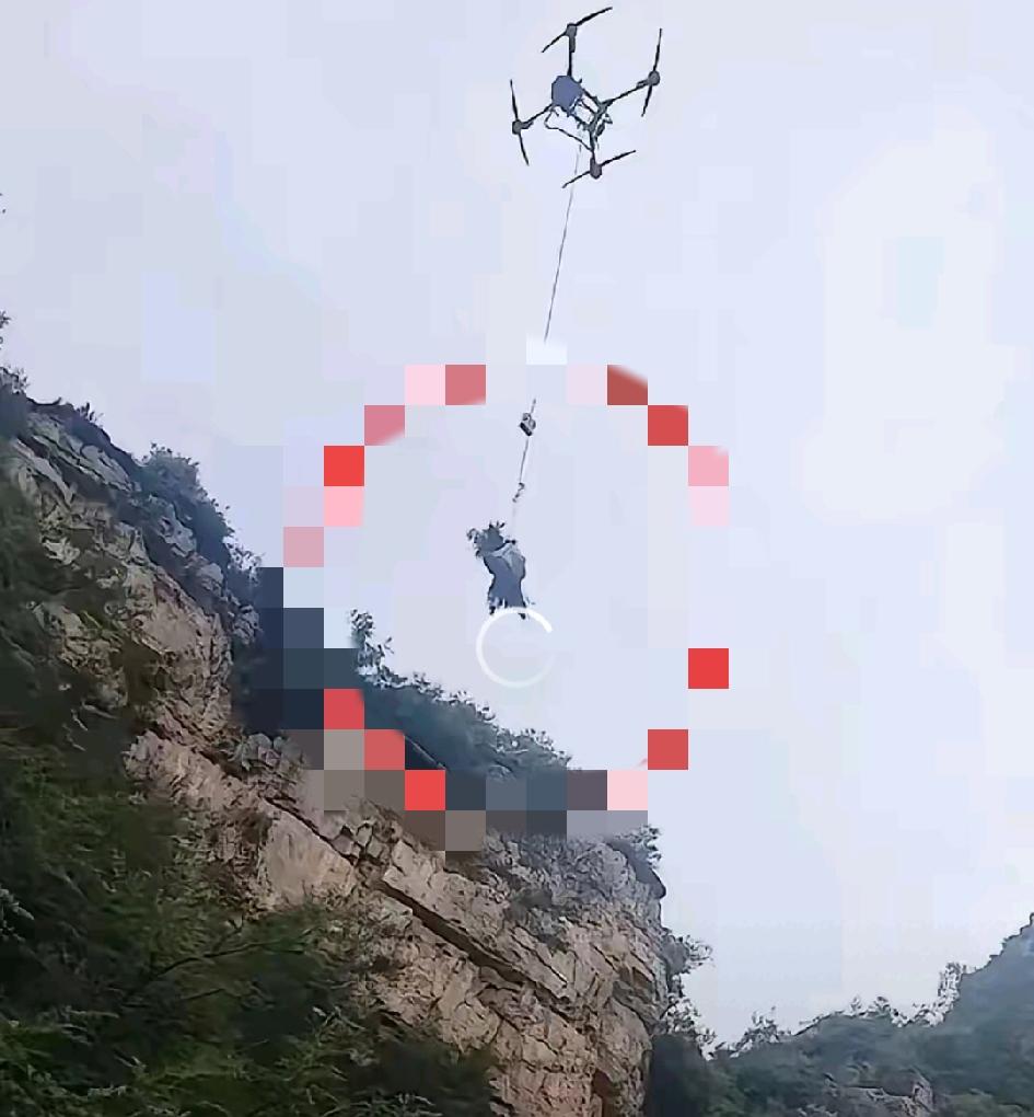 程梦圆回家了，看着辛苦养大的孩子最后落个这。我这老太太也落泪，这丫头说白了就太傻