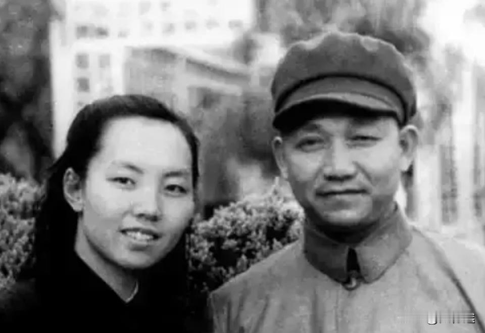 陈光将军生前关系最好的人是罗瑞卿，在他去世后罗瑞卿同志觉得史瑞楚一个人生活很是艰