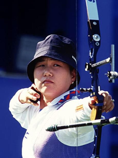 韩国女子射箭队之所以如此强大,主要是因为每一个运动员都练就了超强