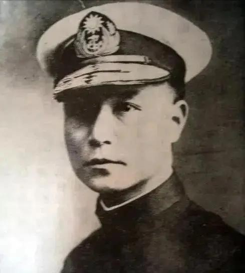 1949年，宋美龄奉蒋介石之命，打算将海军上将陈绍宽带去台湾，陈绍宽拒不赴台，放