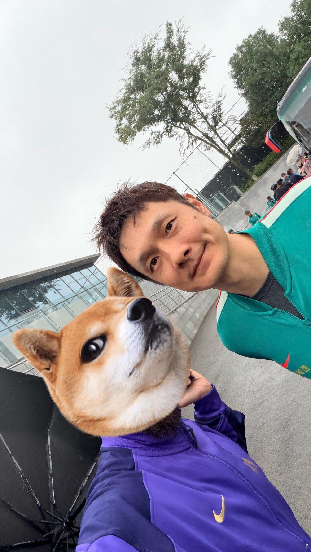 #天津津门虎#本来想看小闫小黄的训练，没看到（可能压根就没练，或者上一波就回酒店了），结果逮到老仇人