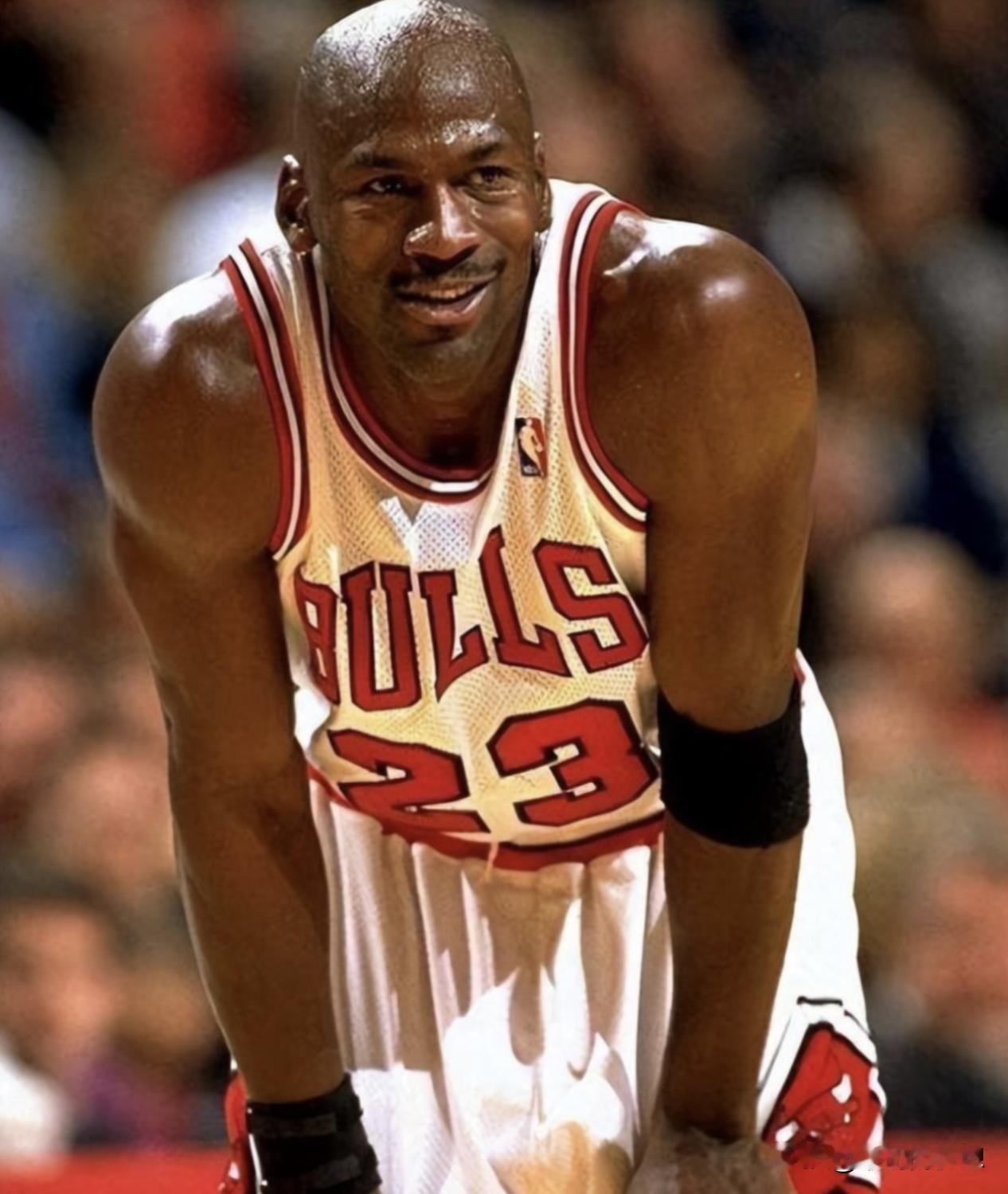 NBA历史生涯至少6次打进总决赛的巨星！这才是真正的超巨吧？12次比尔
