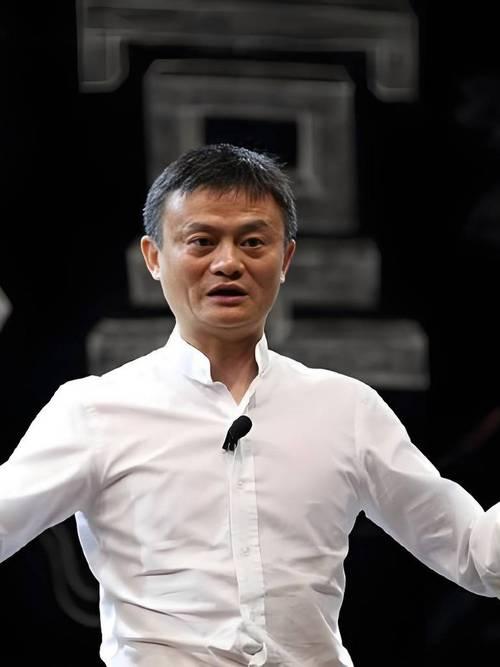 马云给所有创业者上了一课：真正的格局，是懂得在巅峰时转身他曾是教师，却成为全