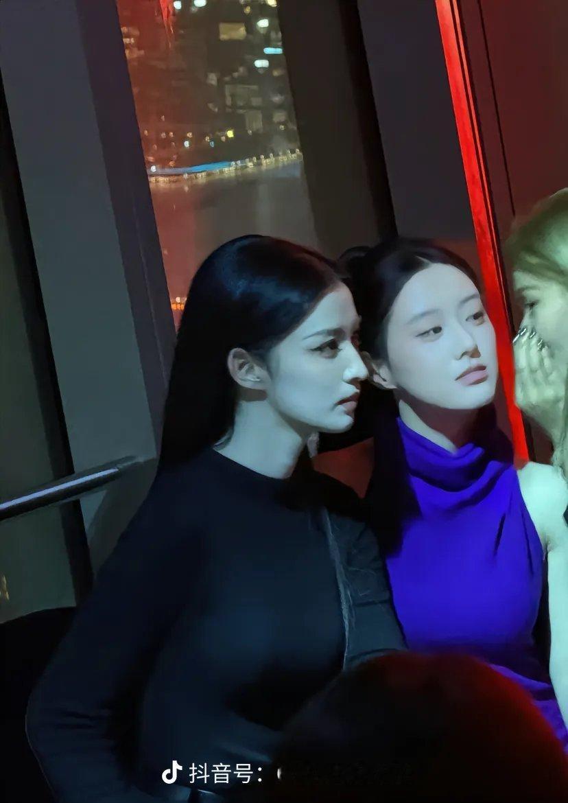 王楚然这种鼻子真的不好看答应我，美女姐姐尽量不要侧面好吗