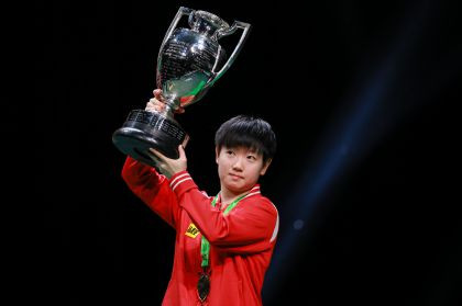 🏆稳居顶端！孙颖莎四年牢牢守住世界第一  孙颖莎霸榜世界第一四年了。...