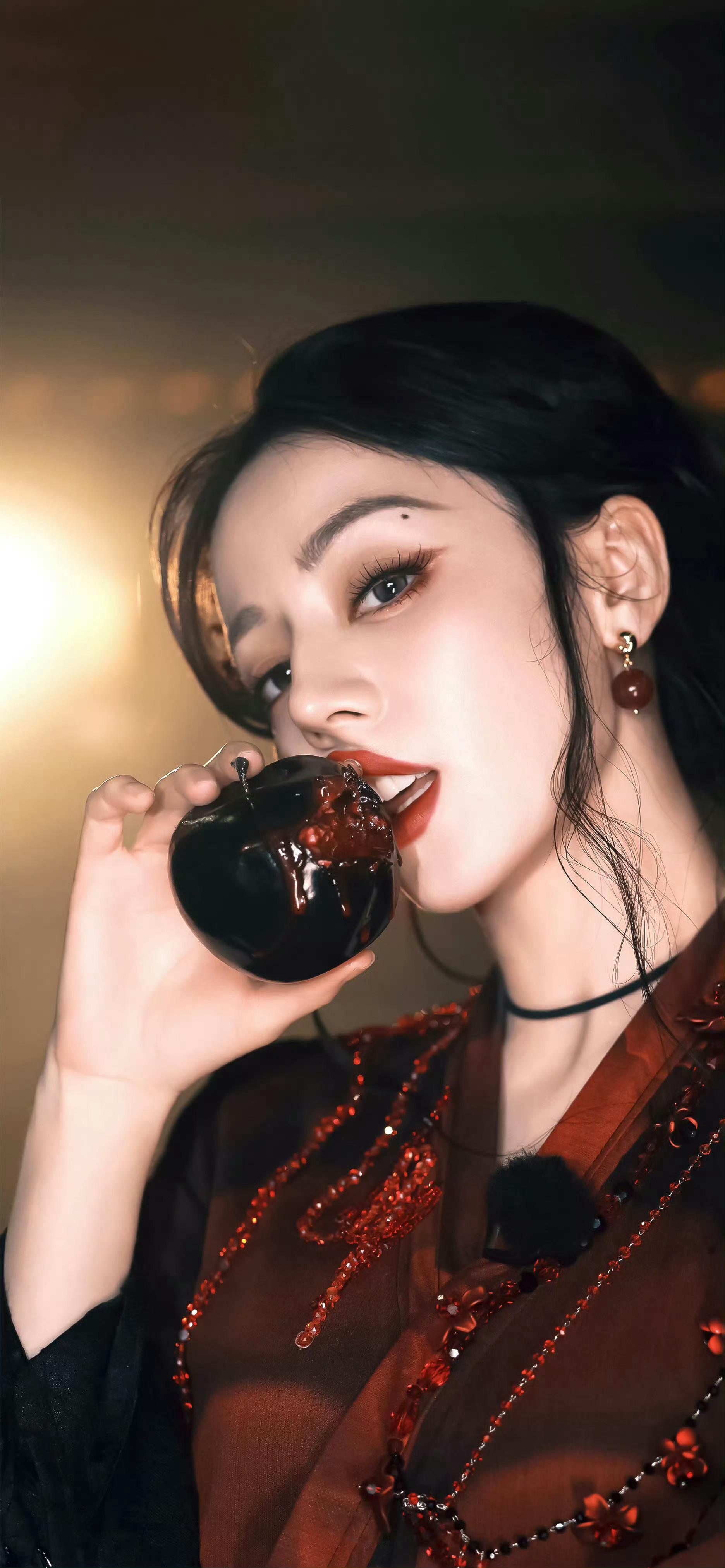 迪丽热巴的红唇怼脸好棒啊​​​