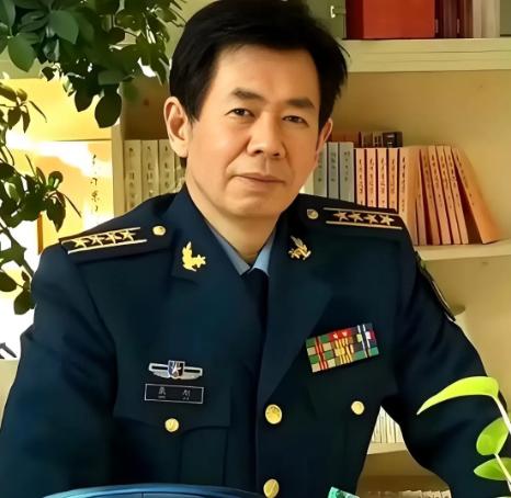 为啥敌人会越围越紧？知名军事专家戴旭说得直白，外敌敢三番五次踩咱们的红线，根本不