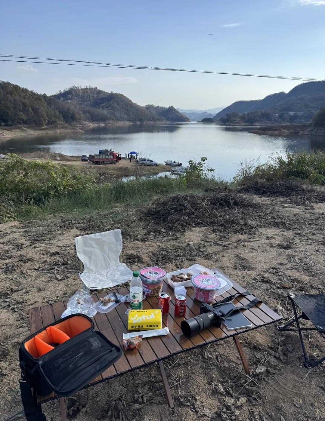 合肥周边有无100公里以内，适合露营的山间之前去金寨，梅山水库附近有很多山路旁