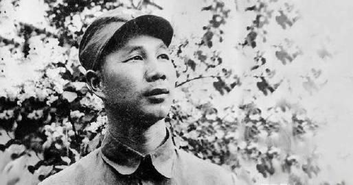 1941年8月，杨成武带领百姓转移，可无论怎么躲避，都会遇见日军。正在大家到处寻