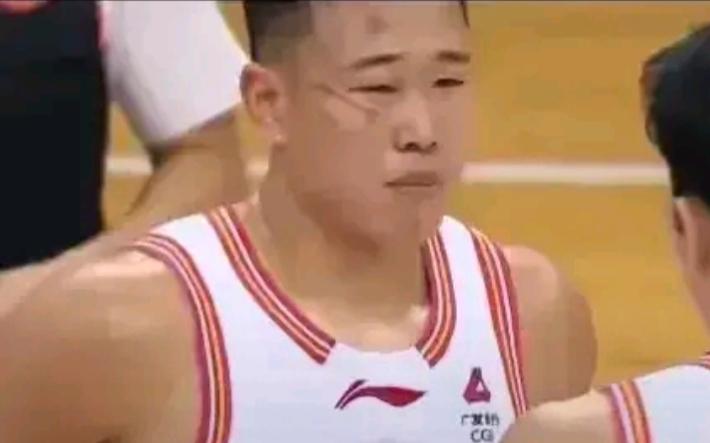 贺希宁入选是正确的，郭士强顶住了压力，力排众议，坚持了自己，首先在这一点上，郭士