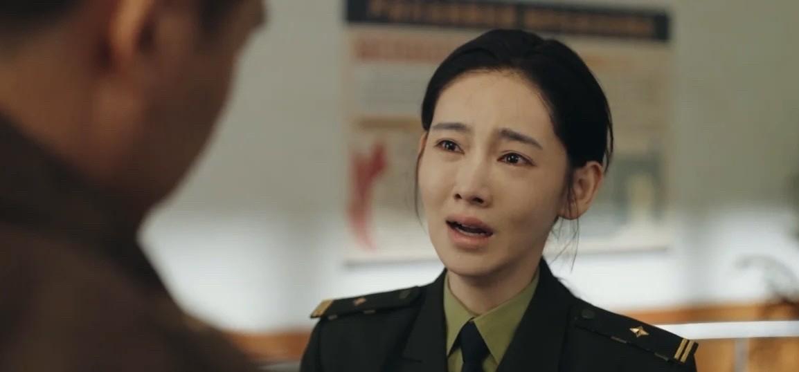 新版《重案六组》开播了我就一个问题究竟是哪个大聪明让李沐宸来演季洁的？这个演