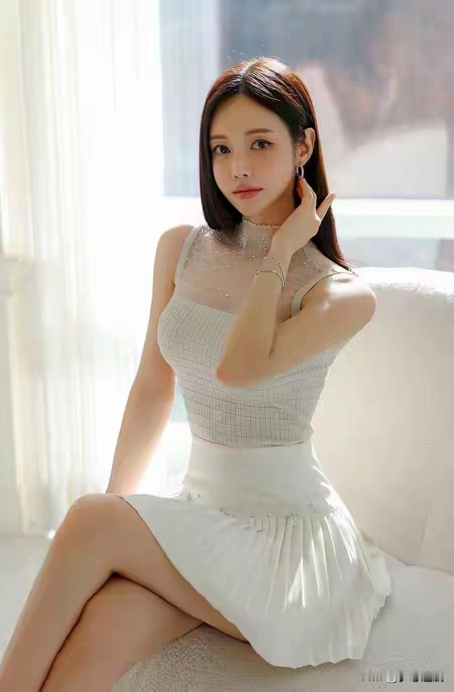 看看气质女神的穿着搭配吧孙允珠街拍.美女.穿搭.大长腿好身材性感女神微胖