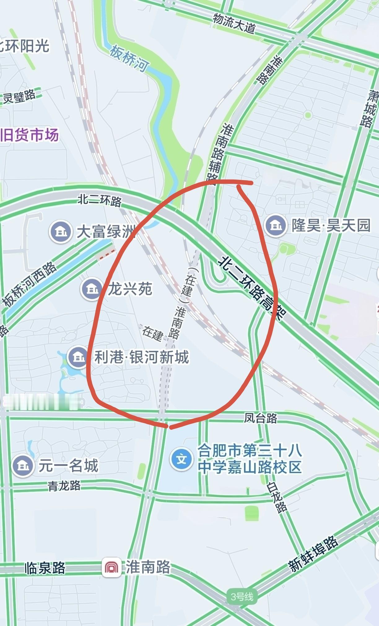 ［合肥淮南路跨铁路大桥开始摊铺沥青］淮南路涉铁转体桥，北起北二