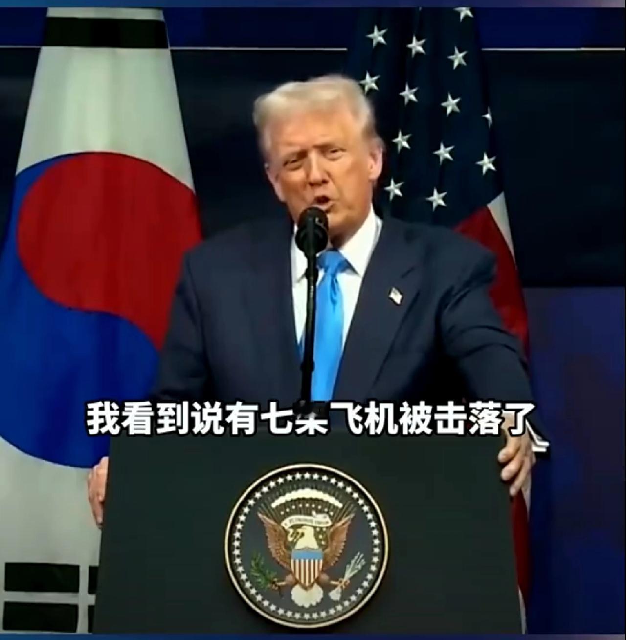 躲在门后也中枪，莫迪郁闷啊。莫迪为了避免直接和特朗普见面，想着多一事不如少一事，