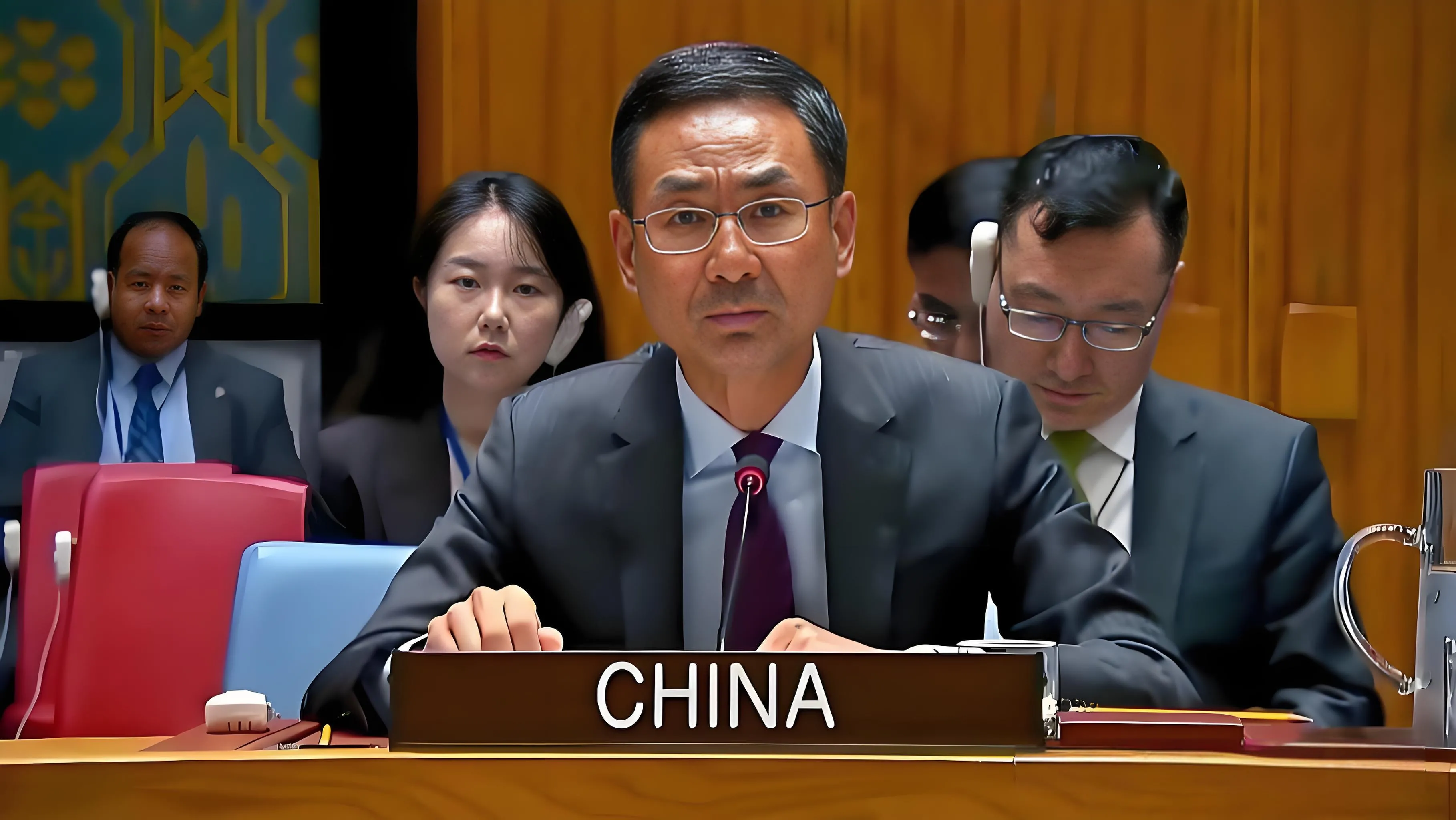 朱拉尼没想到，中国第一个谴责了以色列。在整个西方集体禁声、无一国站出来谴责，