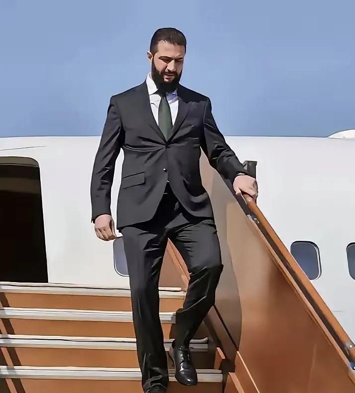 之前叙利亚过渡政府外交部长访华时，有不少媒体盛传，他们将向东大移交400名东突分