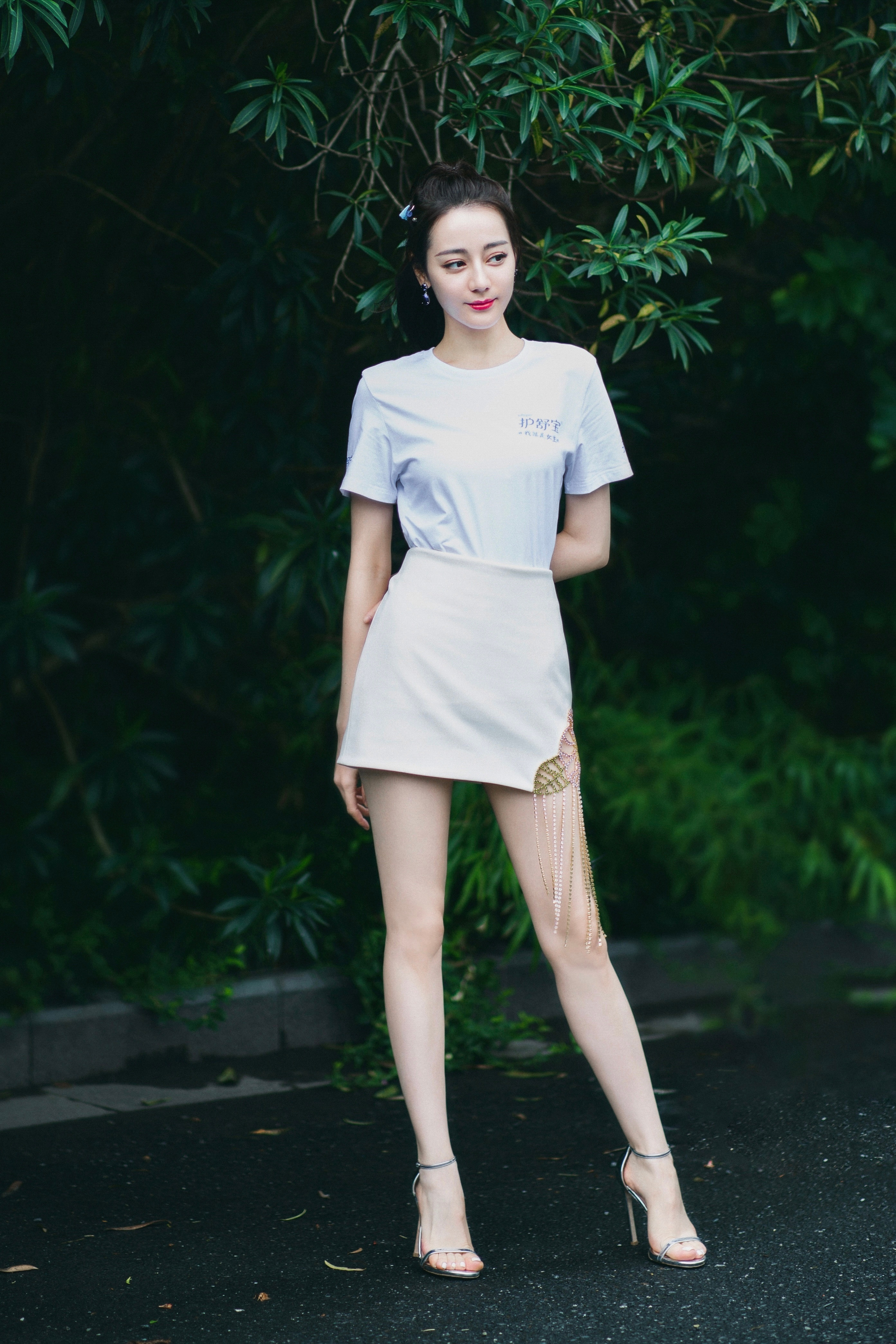 迪丽热巴给粉丝点了奶茶面包鸡汤我永远都爱人美心善元气满满的美巴