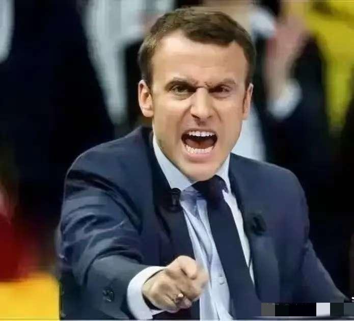 回去就翻脸，马克龙前脚刚走，就对我们发出警告！12月7日，马克龙在接受法国