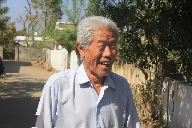 六零七零后：在房贷里耗尽的晚年朋友的话，戳中了无数六零七零后的痛处。他看似光