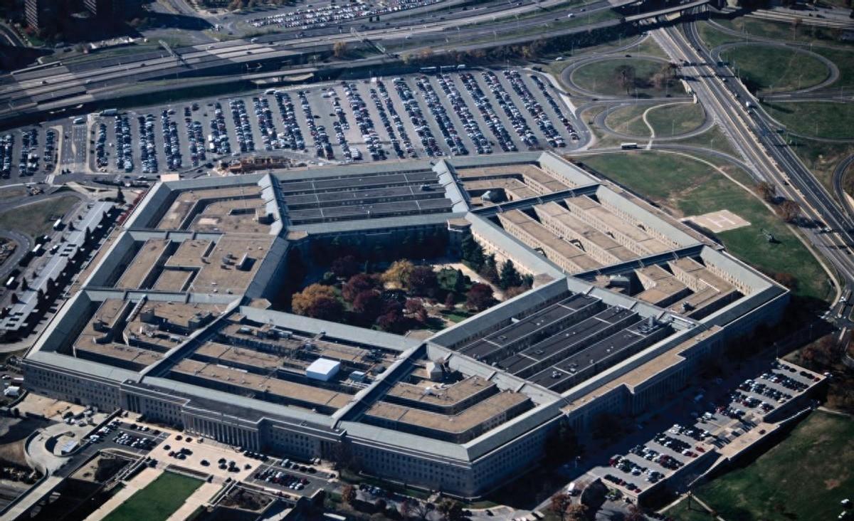 五角大楼刚宣布制裁，不到1小时火速撤回，特朗普在害怕什么？最近，五角大楼那边，不