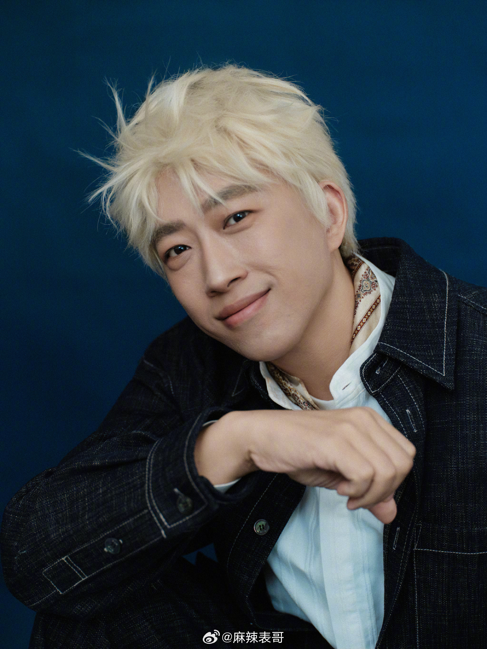 漫画里走出来的美男子于正过生日了他新岁的愿望是年轻帅气你们觉得他可以实现这个小小