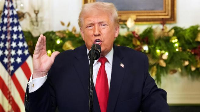 两个信号同时出现，说明一件事：特朗普要动真格了第一个信号，钱。打仗就是烧钱，特