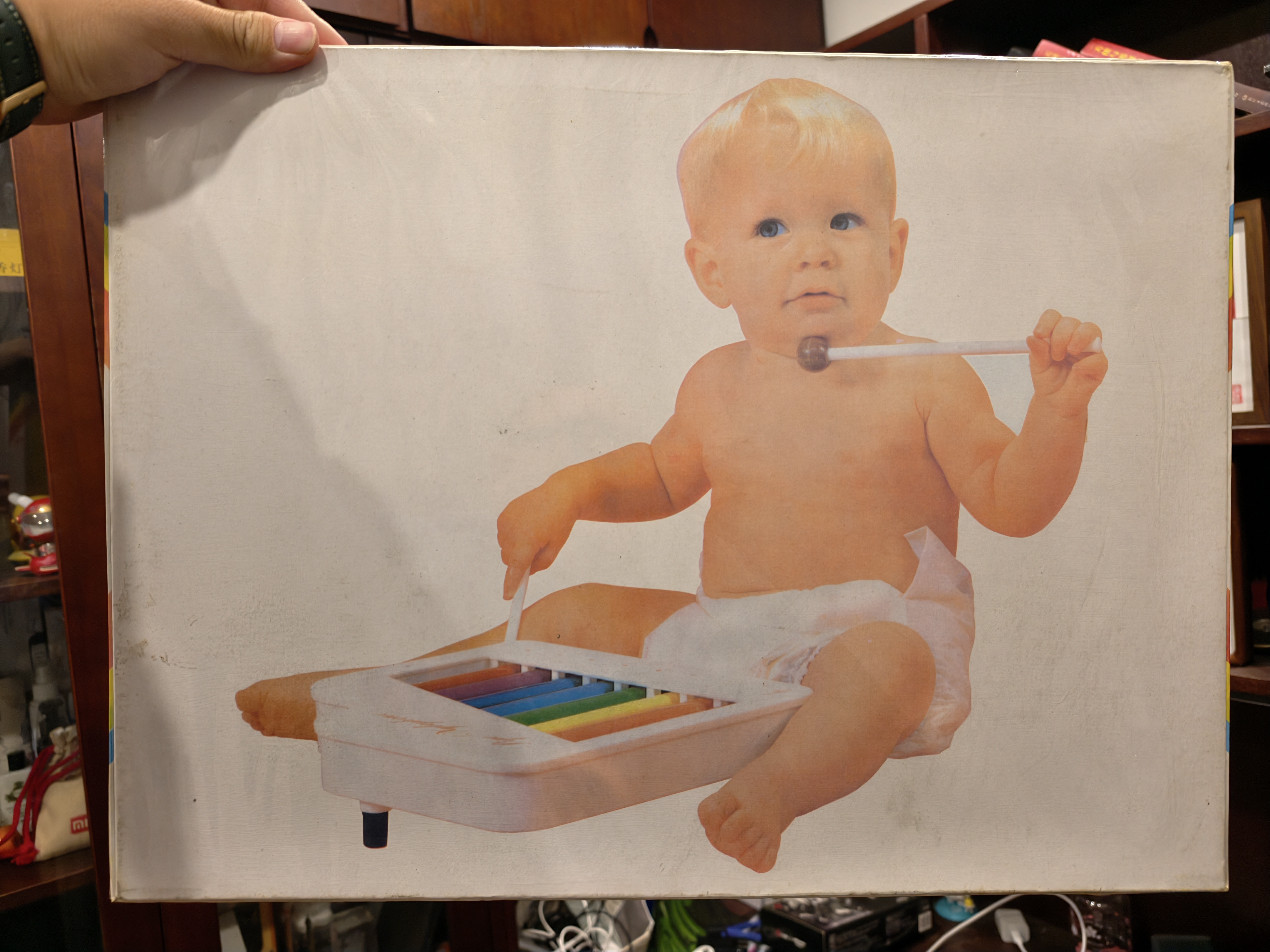 我妈真牛逼…在家里找到了两套我小时候没穿的新衣服！！！大家来感受下，上世纪90