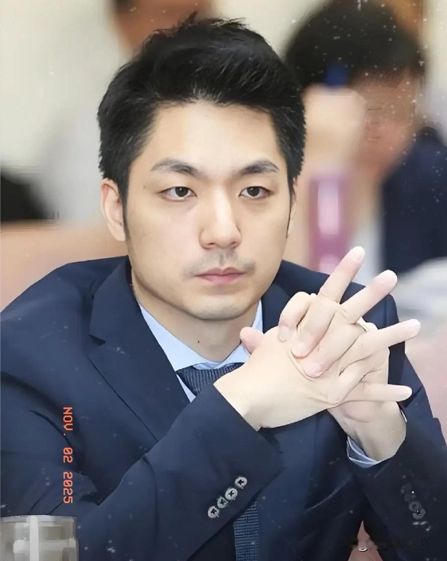 万万没想到，蒋万安竟是这样的人！近日，蒋家曾孙蒋友松参与澳门光复史料展，