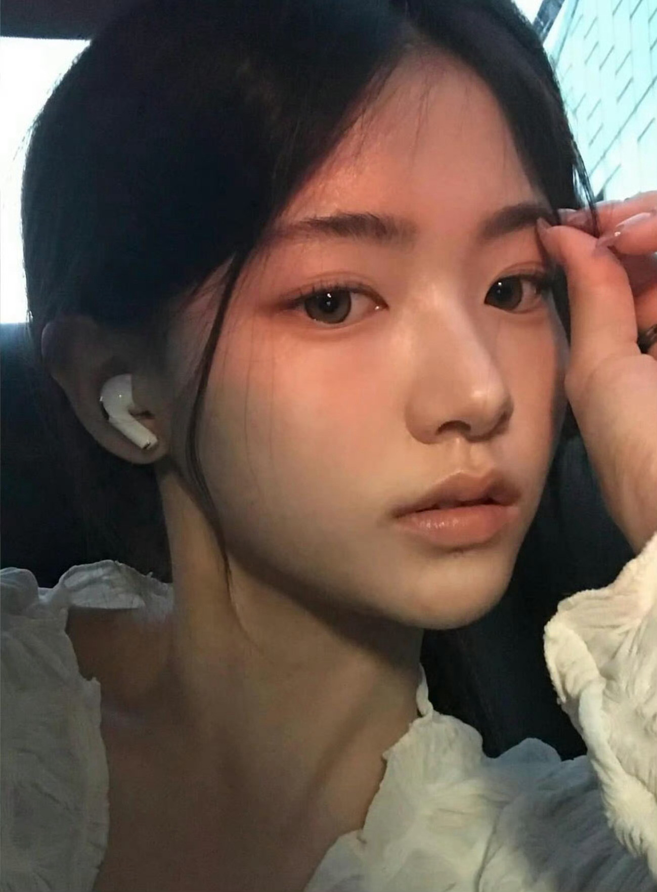 像画一样的人中脊人中窝…..原来人中这个地方可以美成这样