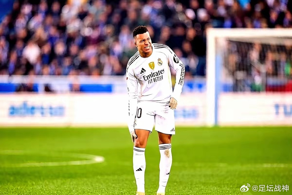 “哥们，你该走了。”维尼修斯赛后直接跟巴尔韦德这么说。姆巴佩更狠，开玩笑让他干脆