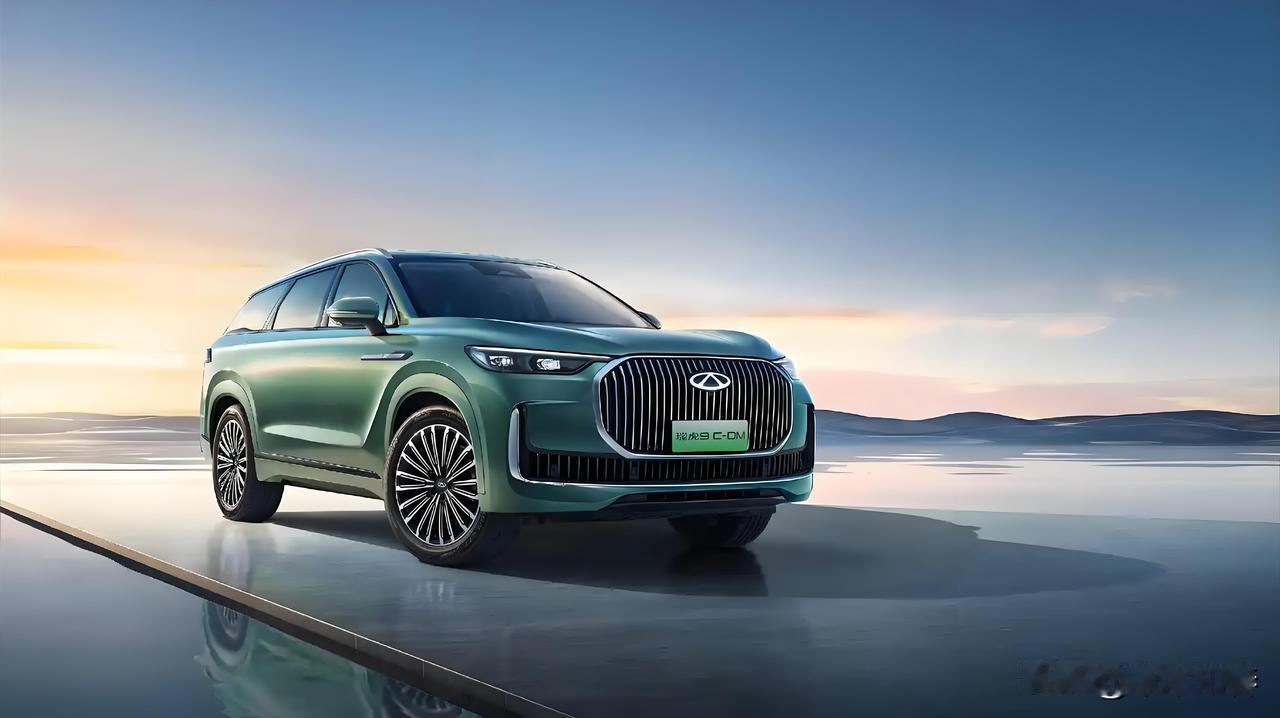 就在刚刚奇瑞汽车宣布了11月2日，奇瑞集团公布2025年10月销量数据：