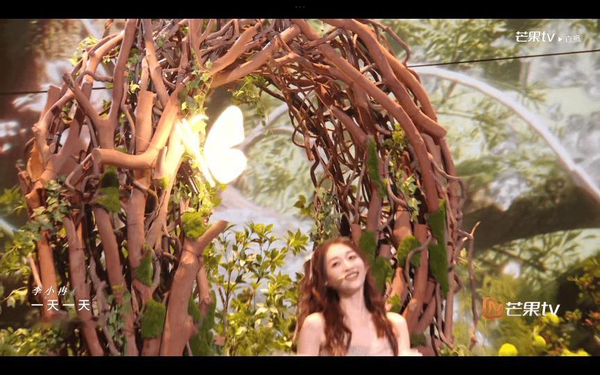 心愿便利贴唯一全开麦唱跳组心愿便利贴无垫音全开麦就要听最真实的现场，这组姐姐们