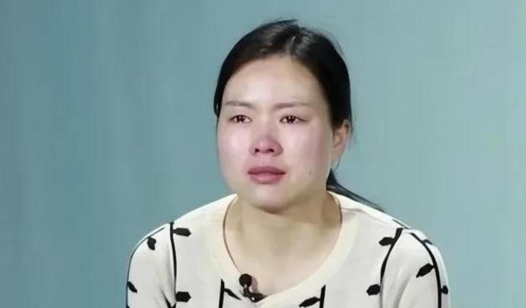 1992年，湖北1对夫妻自杀去世，留下仅5岁的女儿，23年后，女儿竟然不顾全村人