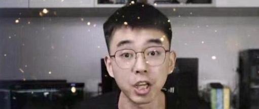 耿同学这回算是把天捅了个窟窿。7月14日，他实名硬刚工程院院士徐瑞华，质疑其团队