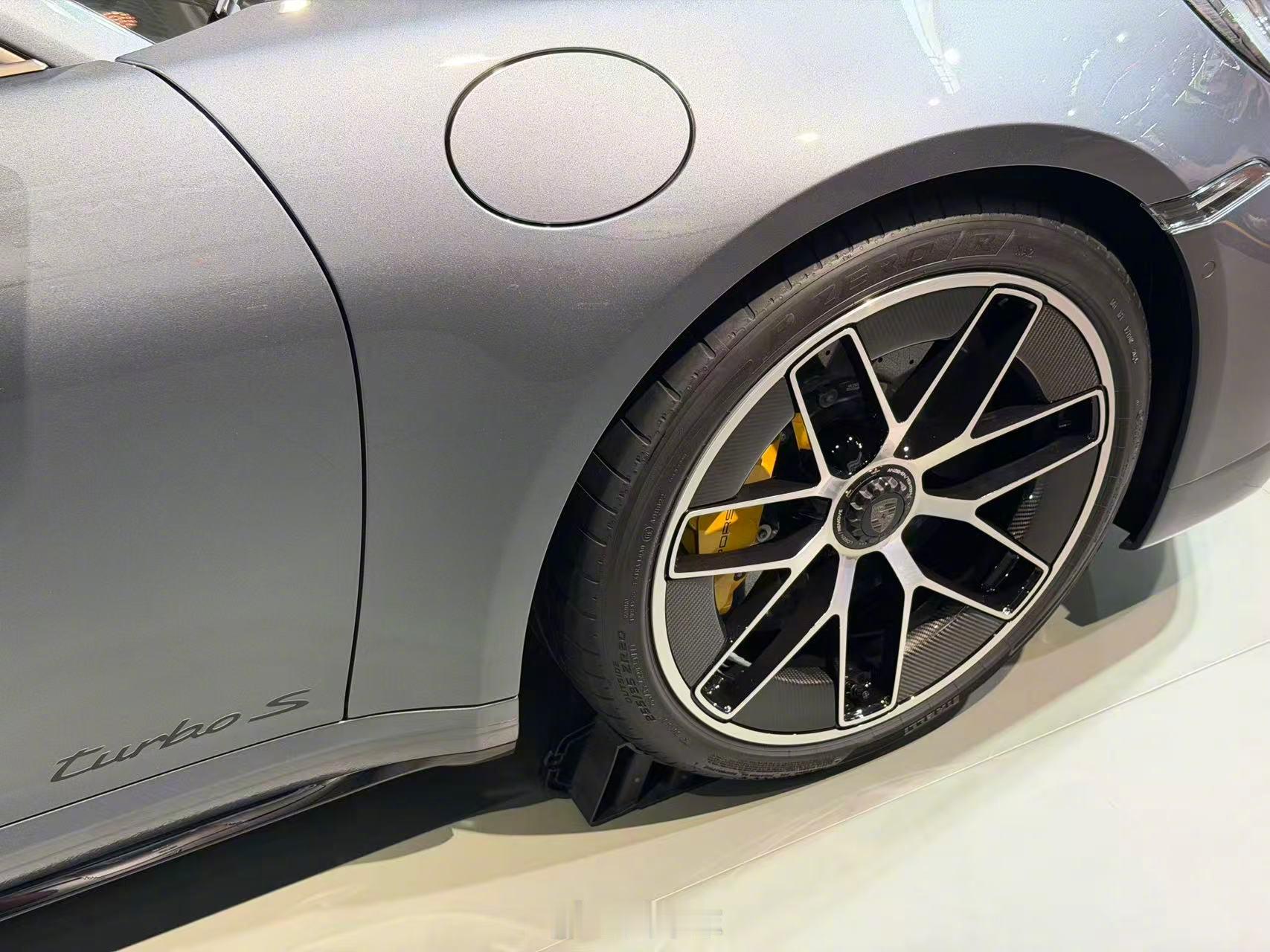 2026北京车展保时捷展台是必须要打卡的～992.2TurboS来了，竟然