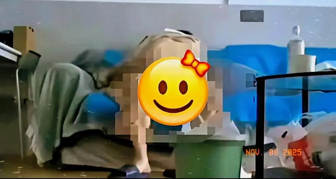 祖大夫和曾大夫基本上被扒的差不多了根据我看到的帖子总结了一下这个曾大夫离异带