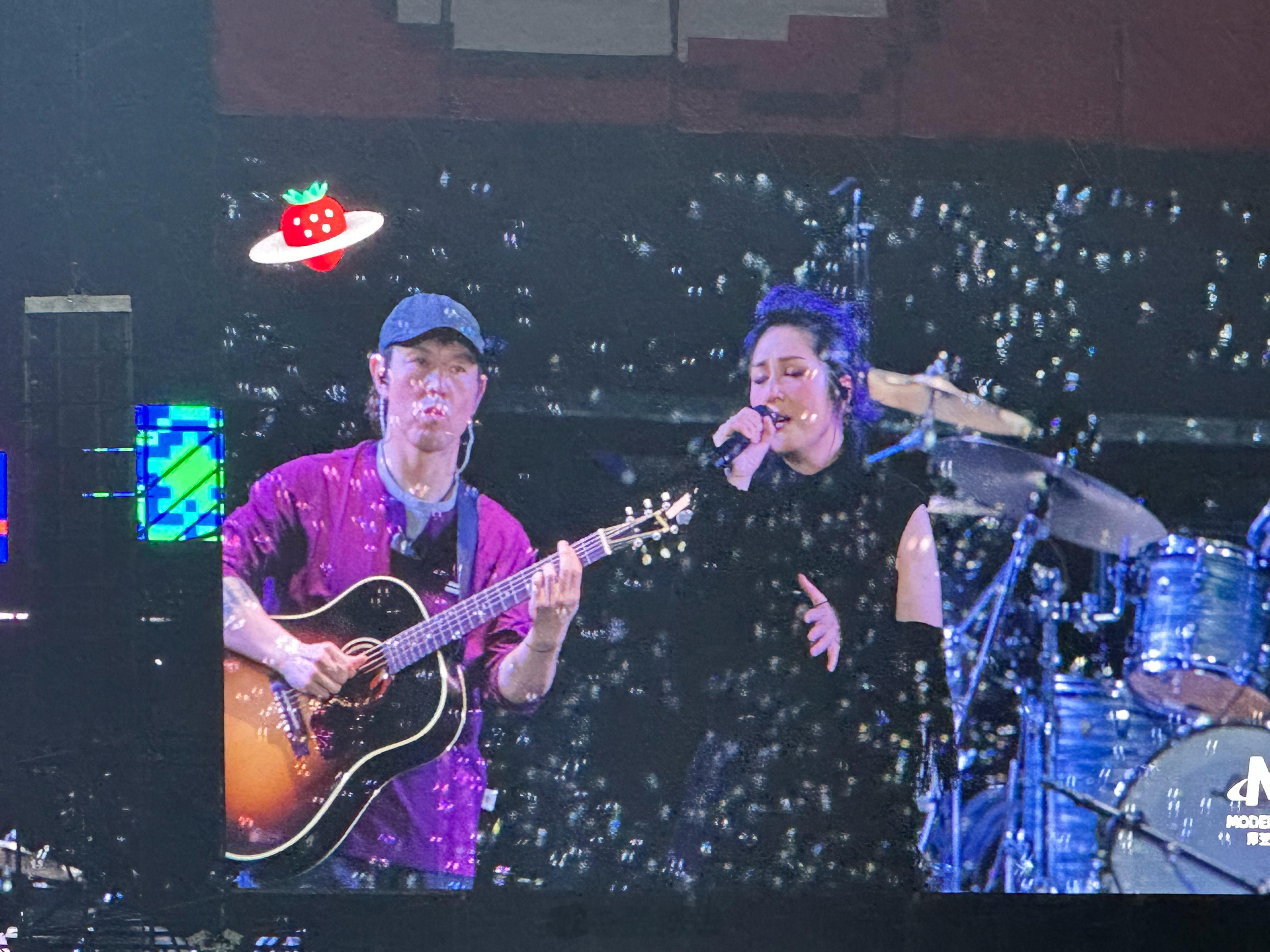 若果亲手抱住，或许不必如此。广州草莓音乐节​​​