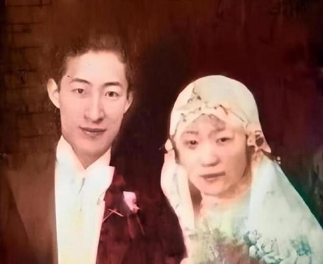 1929年，68岁泰戈尔访华，悄悄住进徐志摩家，夜里执意睡陆小曼床上。徐志摩会心