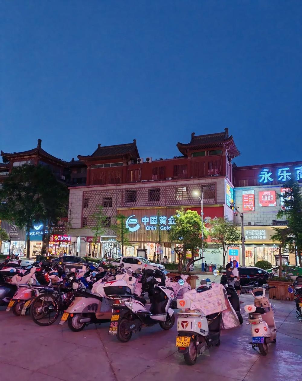 大家发现没有，50+退休以后，继续找工作上班的都是企业退休的，或者灵活就业退休工