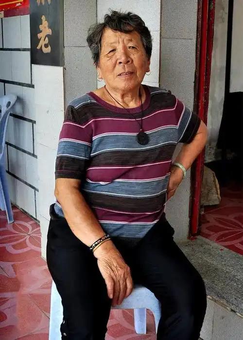 1993年，福建一女人卖掉了自己所有的财产，又八方奔波募捐，只为修建一座庙，可修