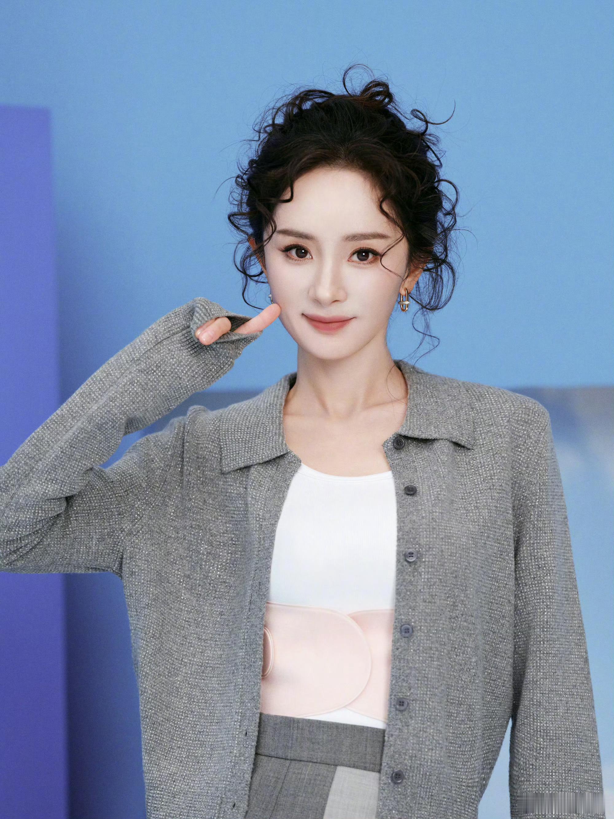 发型师拖出去​​​