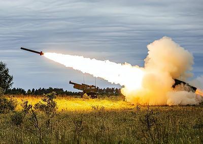 中方制裁打痛美军火商！特朗普急令美军赖守琉球，“保台”戏码演砸了中方制裁刚