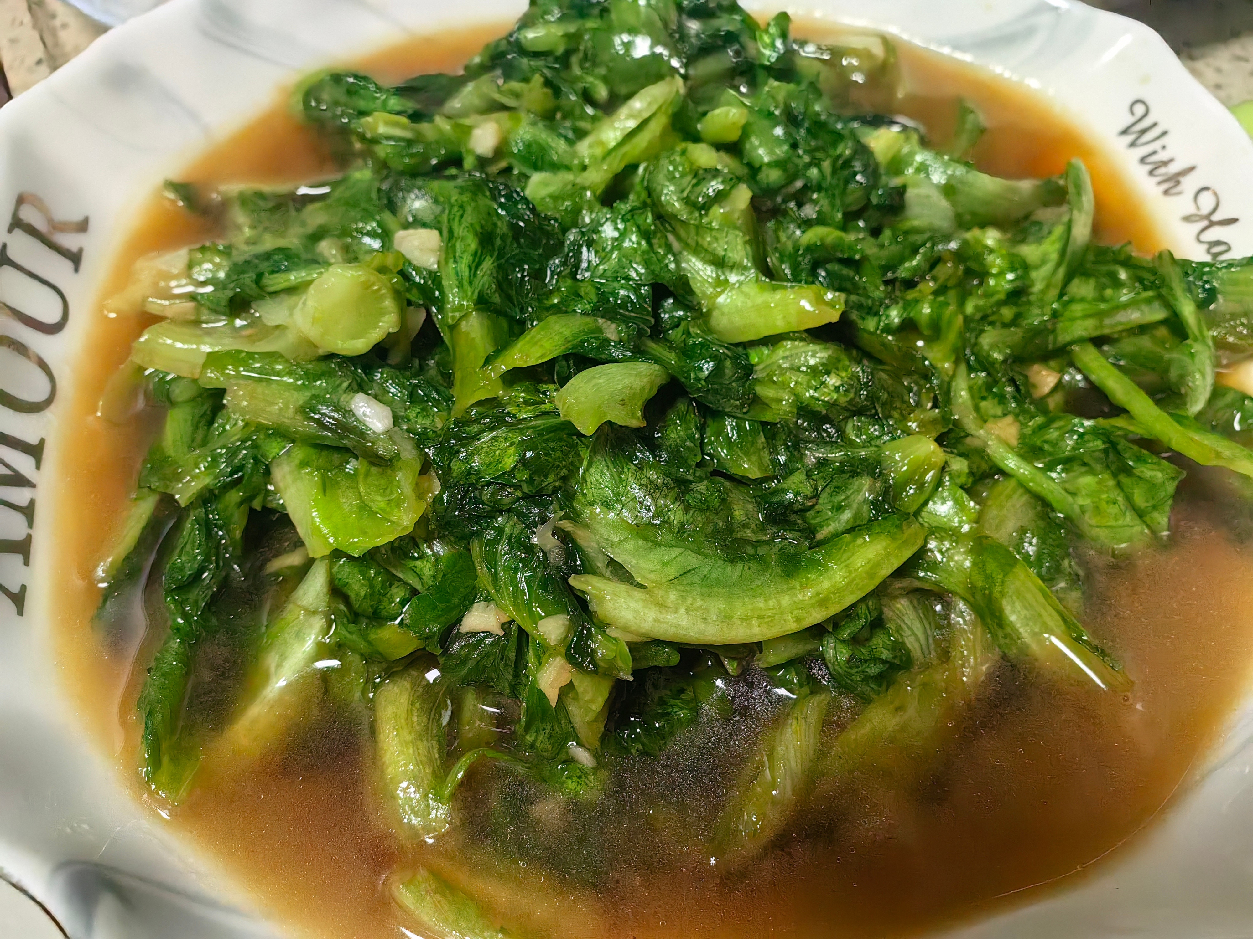 家常菜卤肉鸡腿豆干马铃薯，清蒸黄翅鱼，炒菜，炸猪扒。