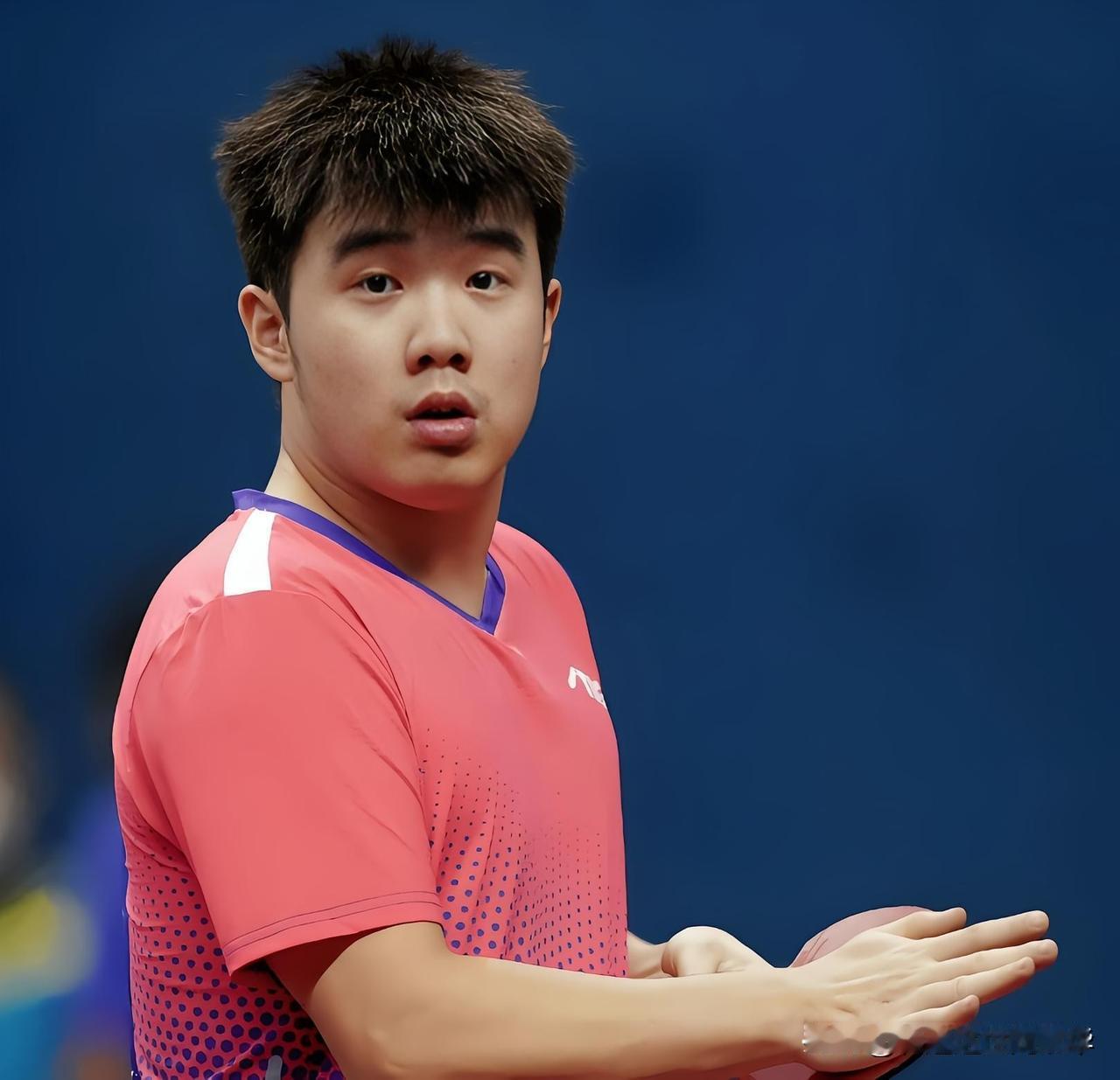 于何一爆冷击败梁靖崑，方博对于何一的技术进步贡献很大，此次比赛，明显看到于何