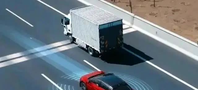 2025年怎么买车？4S店金牌销售小姐姐告诉我一个秘密:6％家庭，买50万